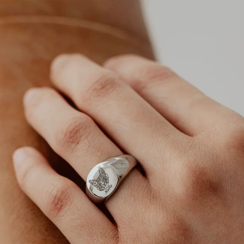 Personalized Engraved Ring with Pet Face & Name