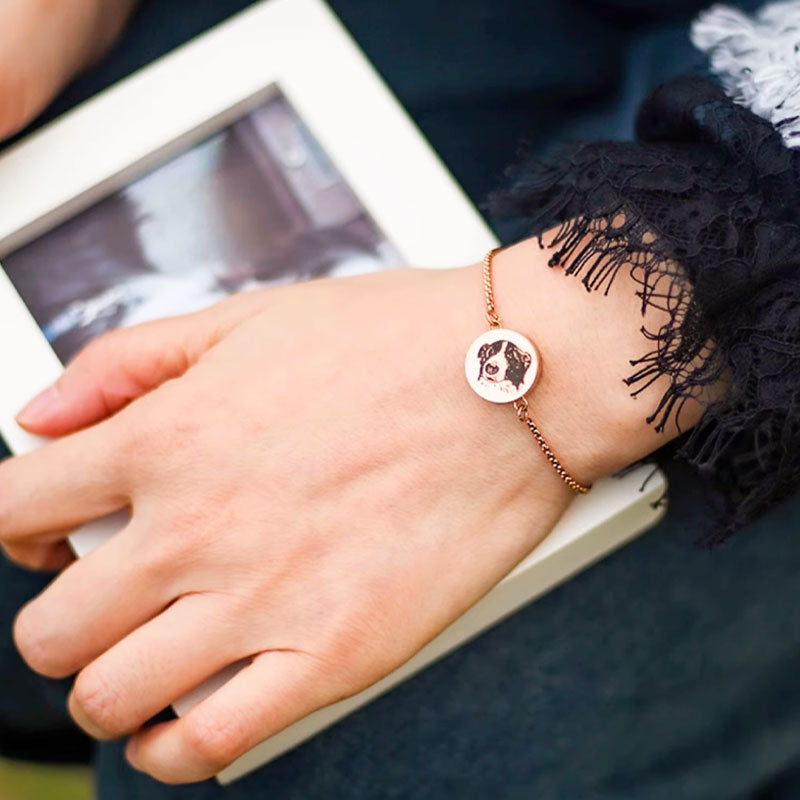 Personalized Engraved Locket Bracelet with Pet Face & Name