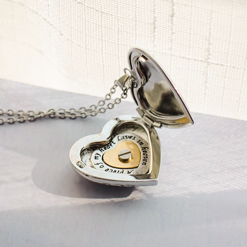 Heart-shaped Pet Memorial Photo Locket Necklace