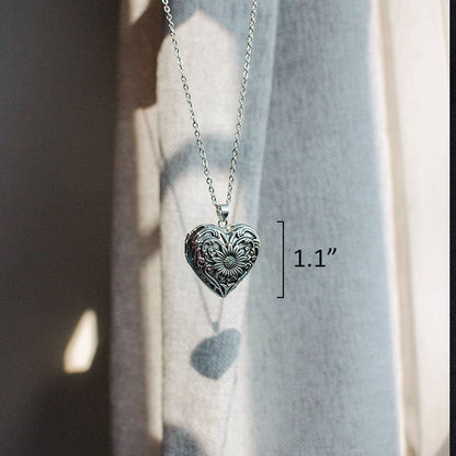 Heart-shaped Pet Memorial Photo Locket Necklace