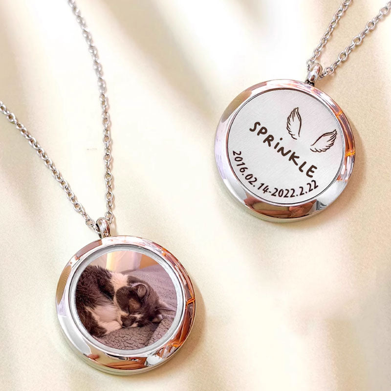 Memory of My Pet Personalized Urn Necklace with Photo
